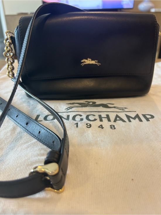 Longchamp Handbags - SOLD Longchamp Honore 404 Leather Crossbody